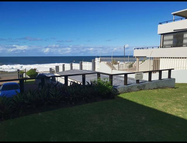 3 BEDROOM APARTMENT FOR SALE IN MANABA BEACH
